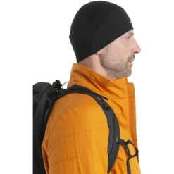 Icebreaker 200 Oasis Beanie - Zwart -Icebreaker icebreaker 200 oasis beanie black model 3 1499343