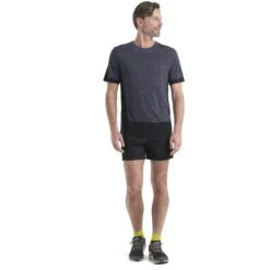Icebreaker ZoneKnit™ IB Topo T-Shirt Heren - Graphite/Black/AOP -Icebreaker icebreaker mens zoneknit ib topo short sleeve tee graphite black aop model 3 1499313